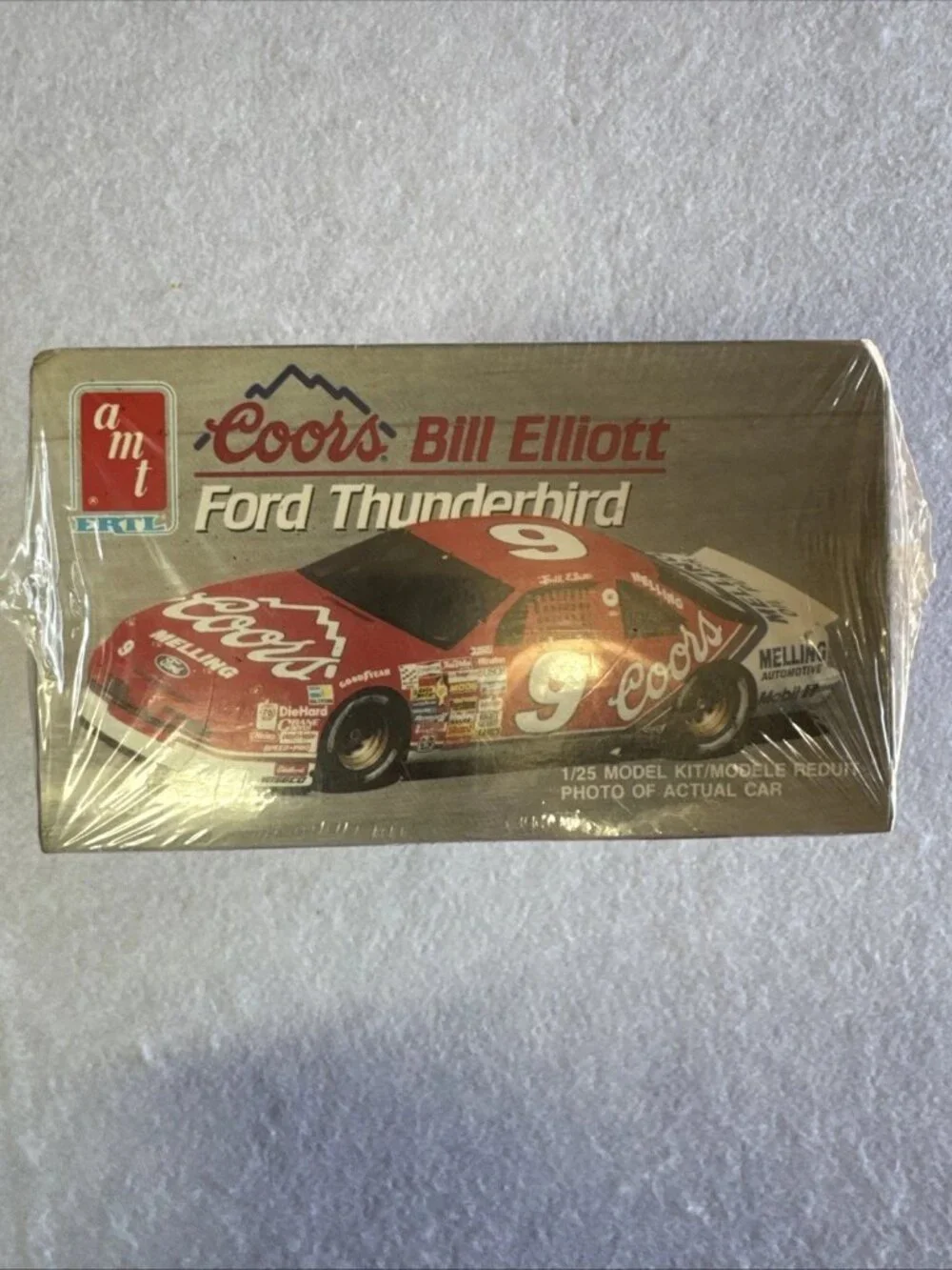 AMT ERTL Bill Elliott Coors Ford Thunderbird Model Kit #6962